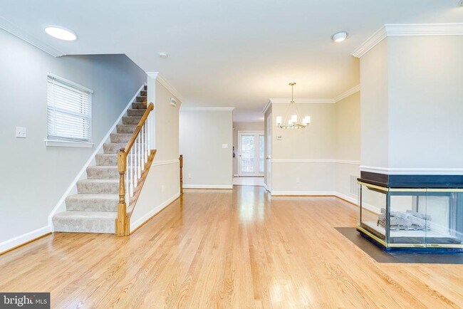 Building Photo - 1706 S Edgewood St
