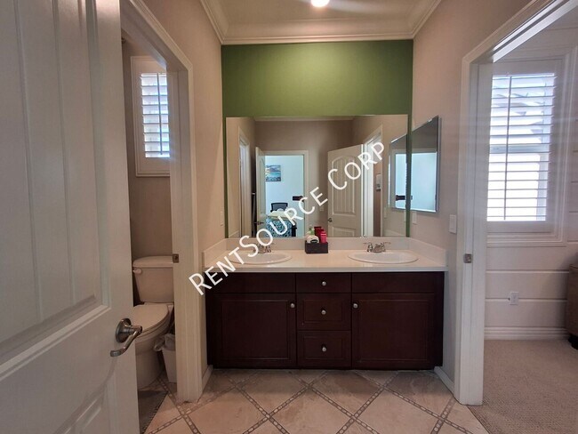 Building Photo - 24355 Verdugo Cir