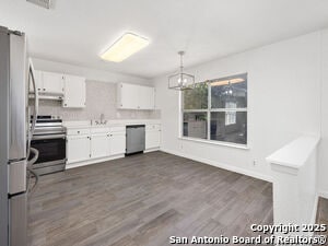 Building Photo - 5806 Summer Fest Dr