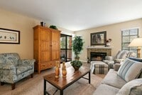 Building Photo - 12095 Alta Carmel Ct