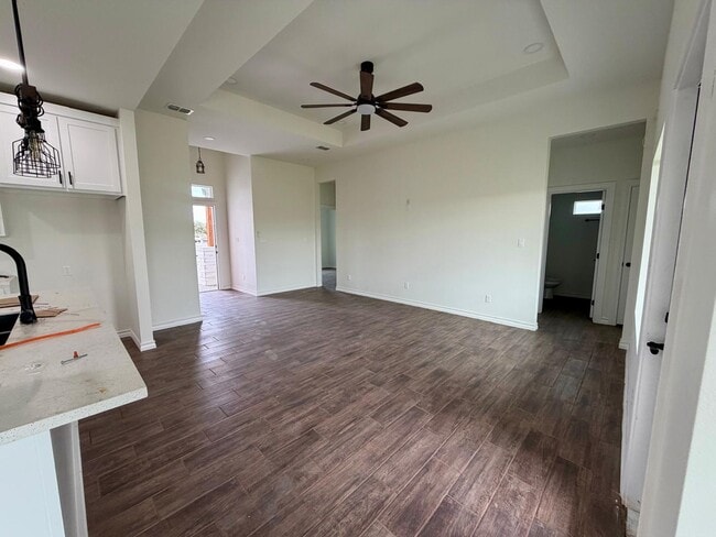 Building Photo - 2007 Peace Dr