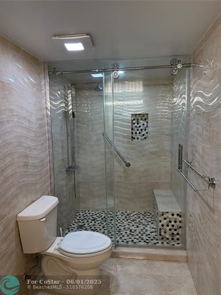 Building Photo - 1201 S Ocean Dr