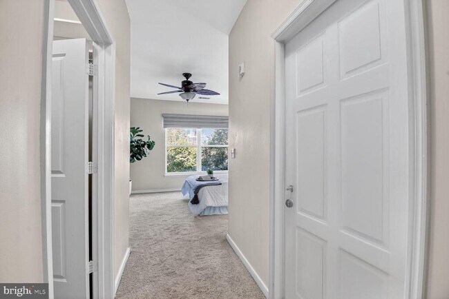 Building Photo - 8045 Newell St