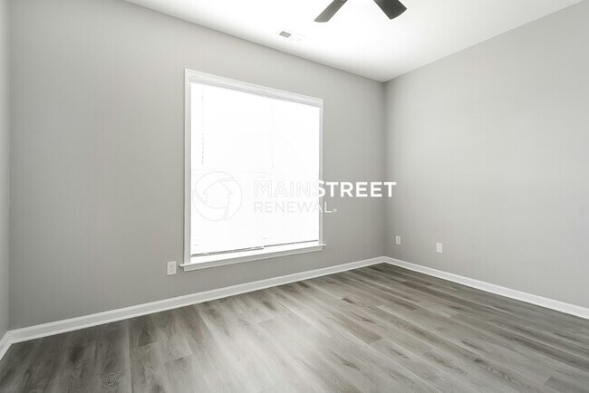 Building Photo - 3 Bedroom Pet-Friendly Home in CLAYTON, NC with Main Street Renewal