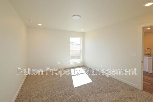 Building Photo - 8905 Tarrant Rd