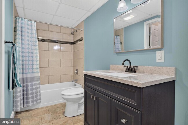 Building Photo - 1417 Hammock Way