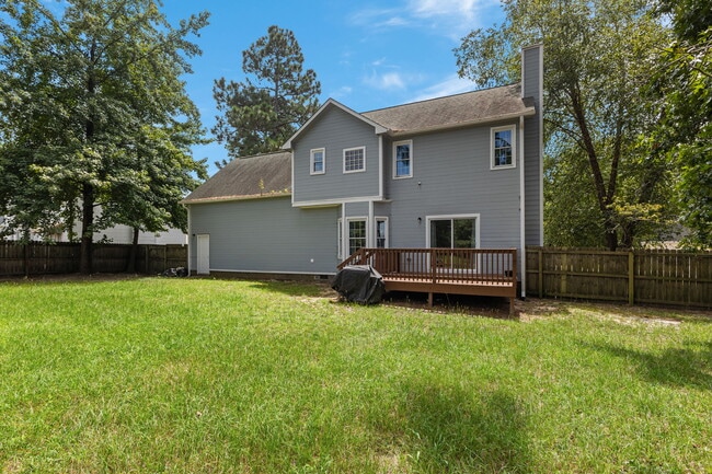 Building Photo - 8318 Umstead Dr