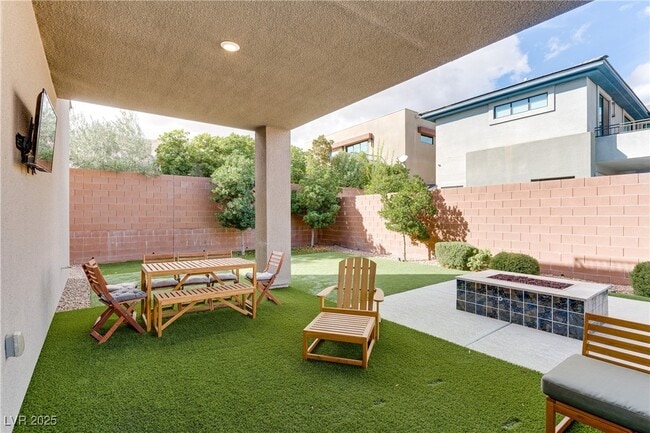 Building Photo - 10312 Jade Point Dr