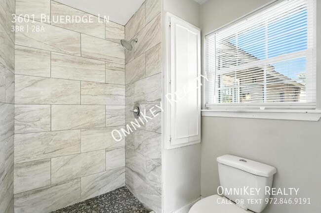 Building Photo - 3601 Blue Ridge Ln