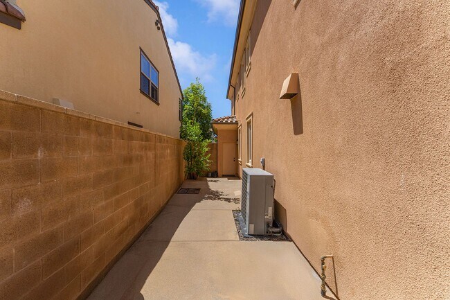 Building Photo - 59 Parkdale