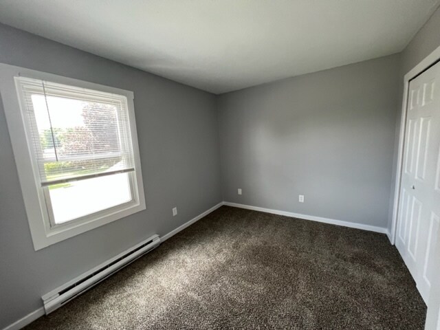 Building Photo - 321 Northland Dr