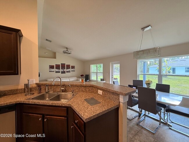 Building Photo - 210 Krassner Dr