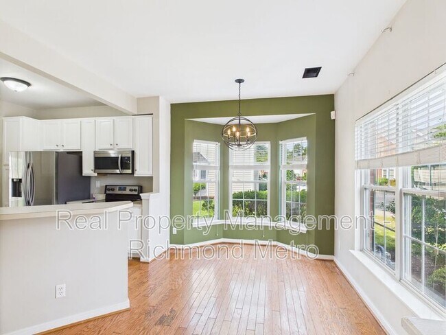 Building Photo - 1213 Magnolia Pointe Blvd