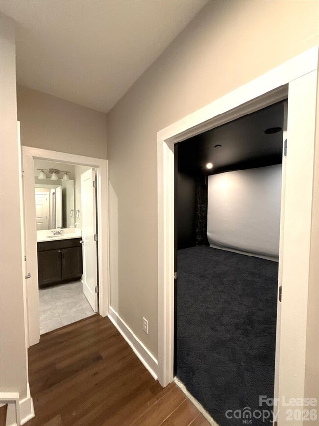 Building Photo - 17023 Soho Dr