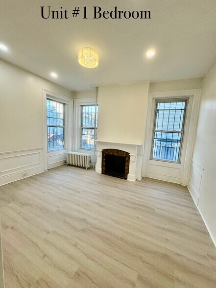 Building Photo - 4 Montrose St