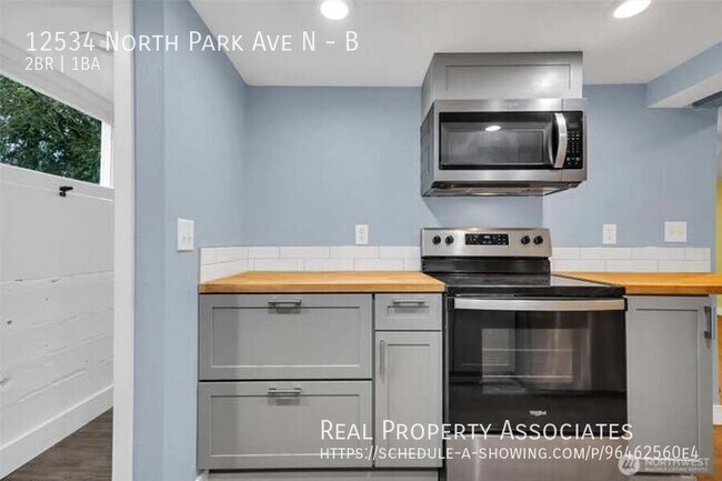 Building Photo - 12534 N Park Ave N