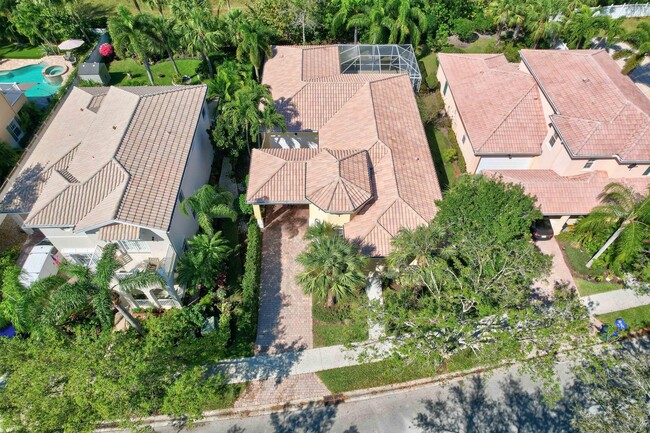 Building Photo - 256 San Remo Dr