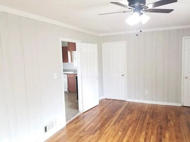 Building Photo - Charming 4-Bedroom Home in Forest Park, GA – Recently Renovated!