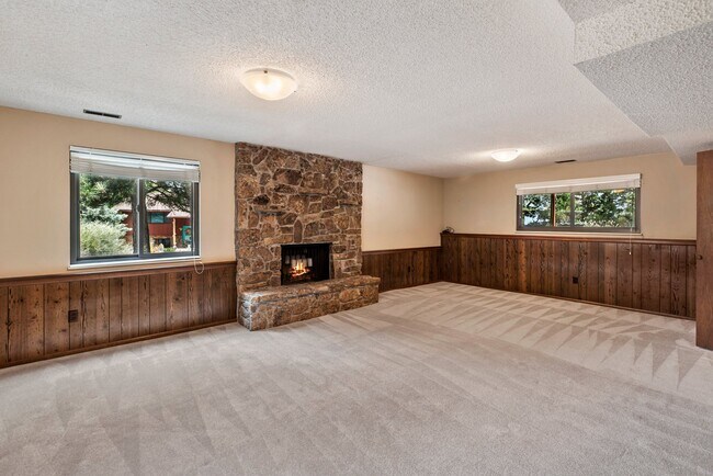 Building Photo - 106 Bevers Pl