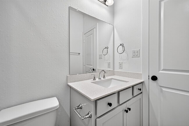 Building Photo - 10934 White Mist Dr