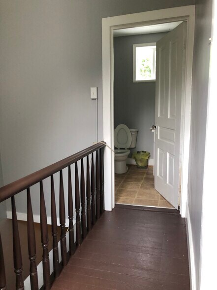 Building Photo - 258 Munford St