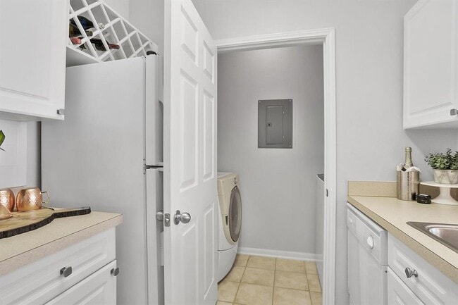 Building Photo - 1216 S Missouri Ave