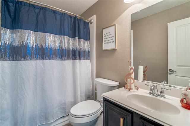 Building Photo - 4024 Golden Rod Dr