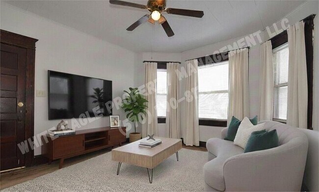 Building Photo - 1508 E Gibson St