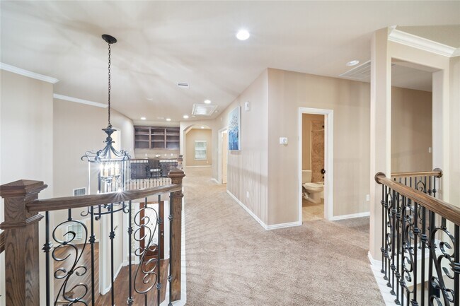 Building Photo - 10314 Radcliff Lake Dr