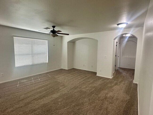 Building Photo - This home has everything that you are looking for!