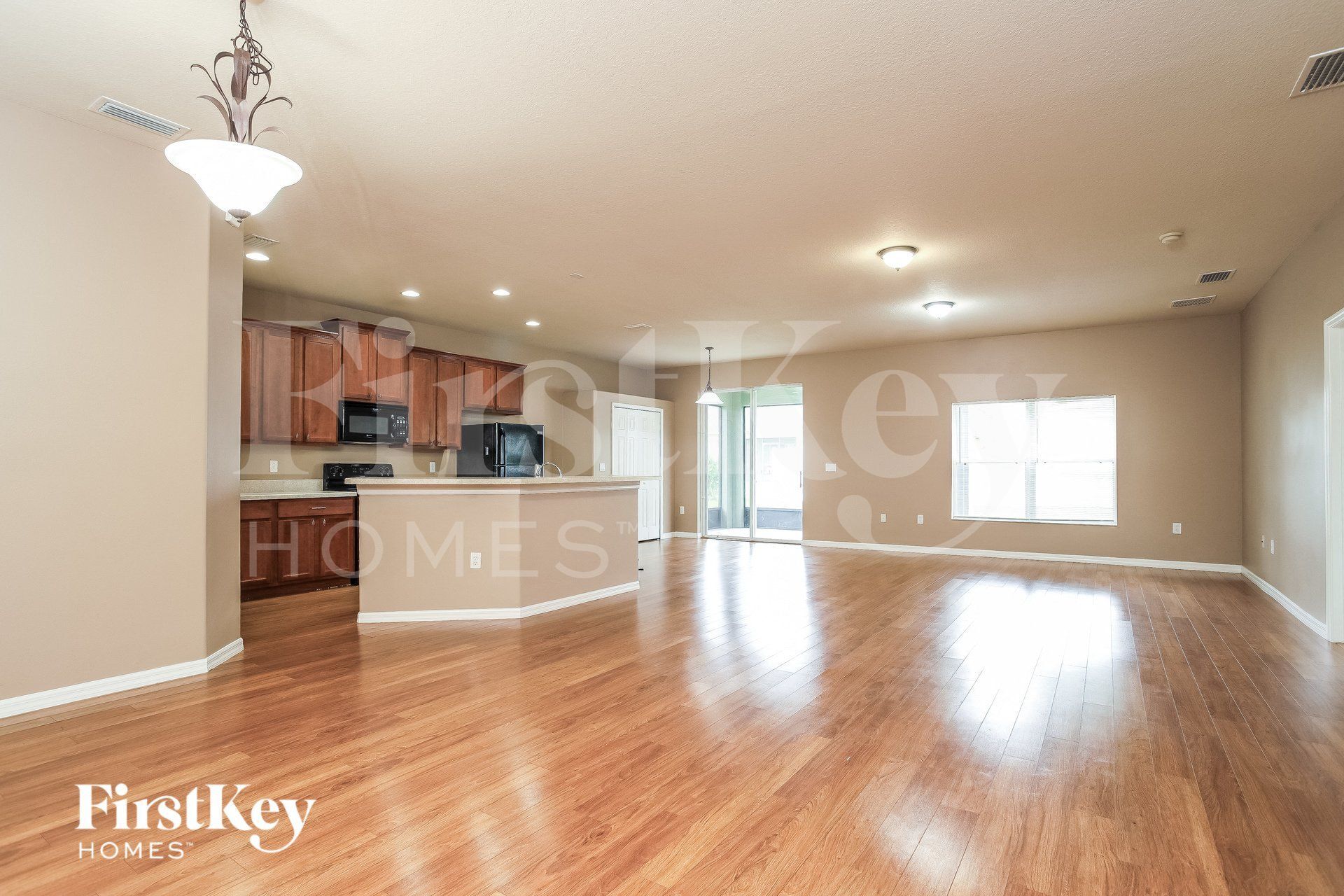 Building Photo - 5658 Forest Ridge Dr