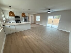 Building Photo - 5351 E Hopp Ln