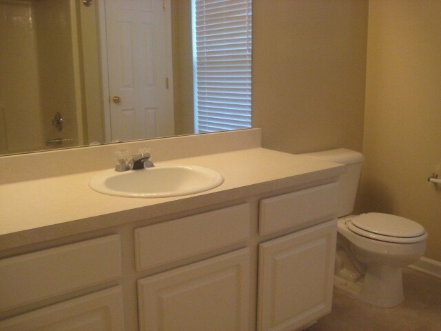 Building Photo - 2440 Pleasant Springs Ln