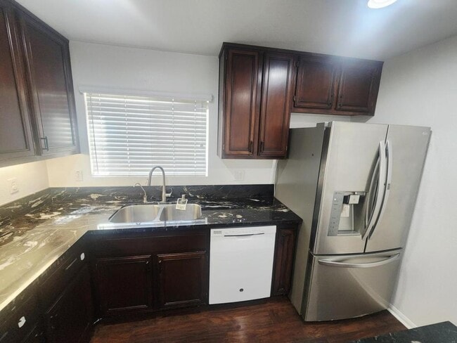 Building Photo - 1330 Wendell Cutting Ct