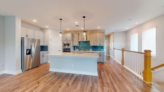 Building Photo - 9921 Element Rd