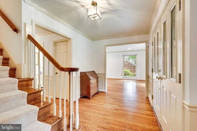 Building Photo - 1427 Laurel Hill Rd