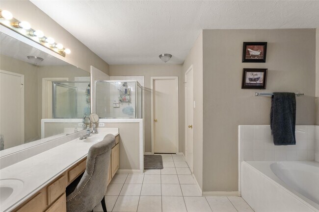 Building Photo - 2019 Whirlaway Dr