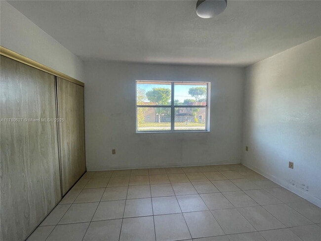 Building Photo - 7132 NW 169th St