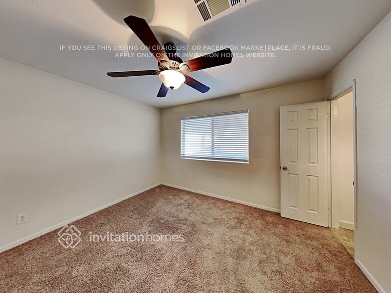 Building Photo - 20025 N 18th Dr