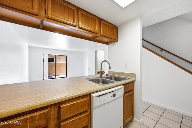 Building Photo - 12231 N 21st Ave