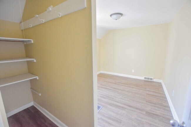 Building Photo - Grand Forks 4-Plex