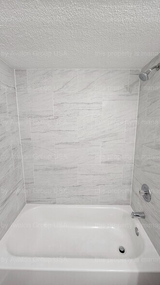 Building Photo - 3545 Villa Pl