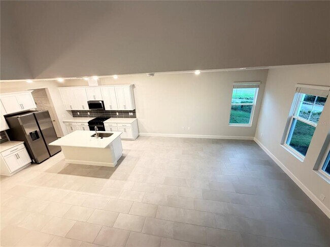 Building Photo - 201 Station Ln