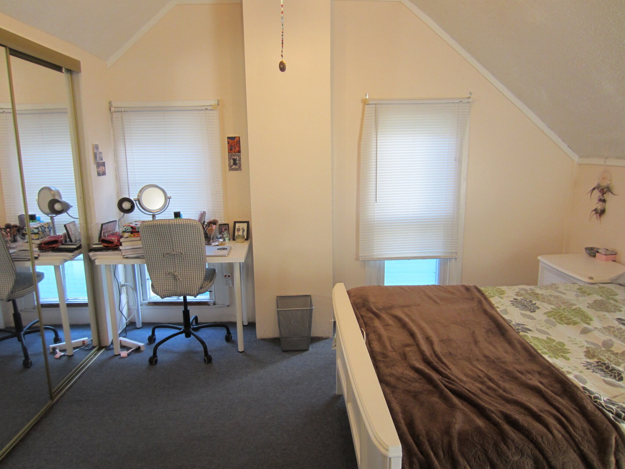 Building Photo - 1324 Vermont St