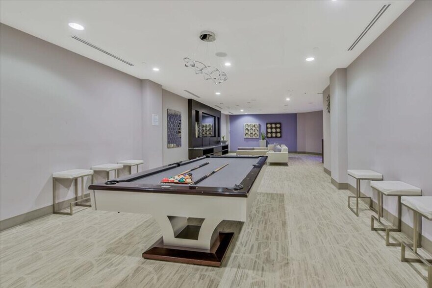 Building Photo - 10635 Calle Mar De Mariposa