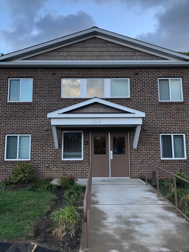 Building Photo - Presque Isle Condominiums