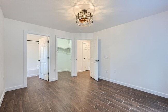 Building Photo - 6021 Perlita Dr