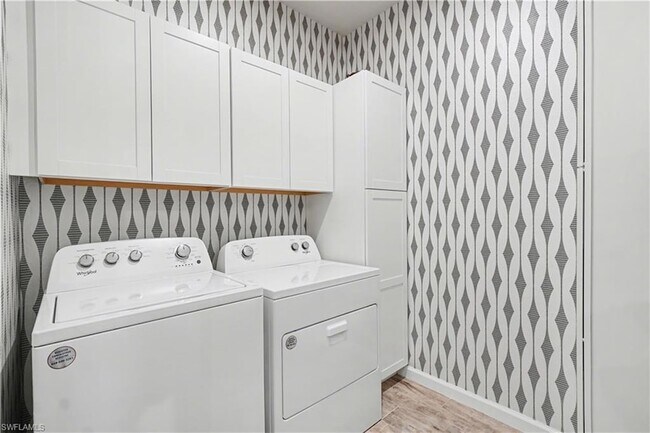 Building Photo - 4558 Arboretum Cir