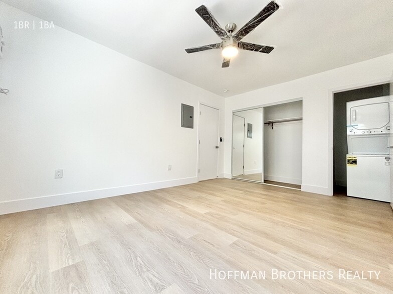 Building Photo - 1000 Coronado Ter