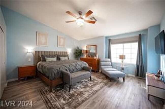 Building Photo - Gorgeous 3 Bedroom Remodeled Near Summerlin